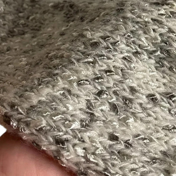 Coldwater Creek Women's Gray & White Alternate Knit Pullover V-Neck Size L 14-16 - Picture 3 of 7